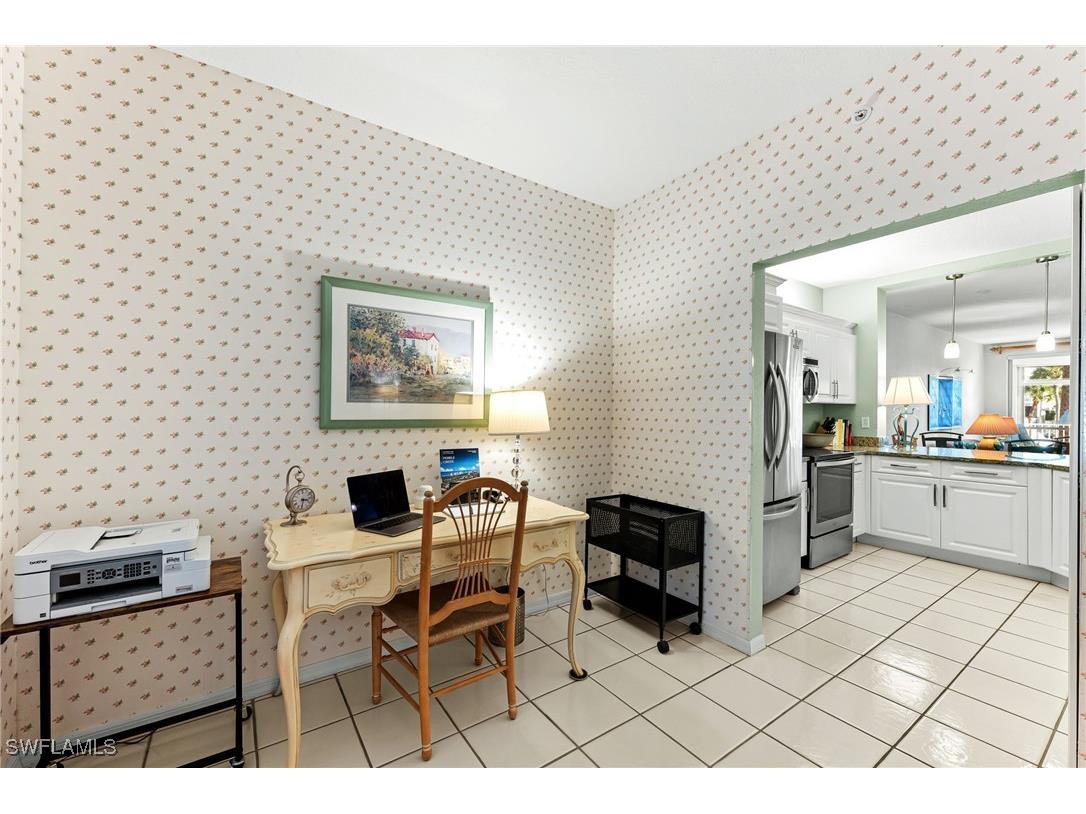 7638 Pebble Creek Circle #102 Naples FL 34108 226000842 image25