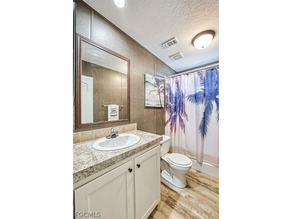 7638 Peyraud Drive North Fort Myers FL 33917 2026009668 image26