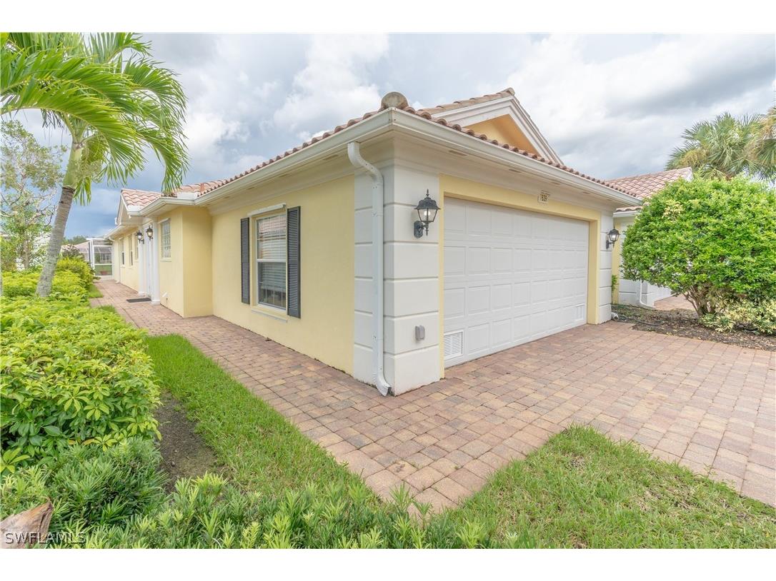 7639 Novara Court Naples FL 34114 226008243 image1