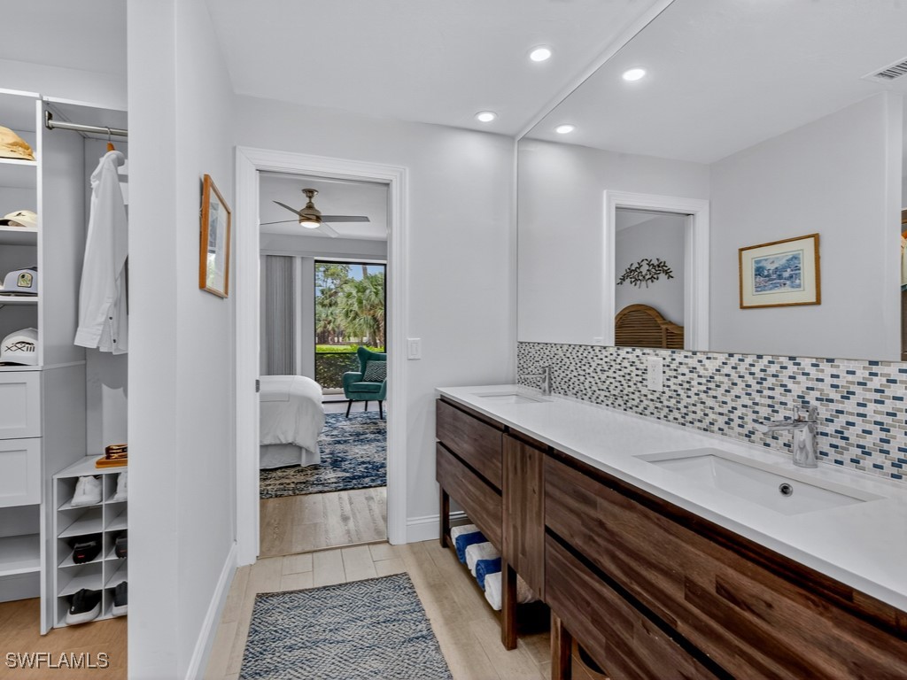 764 Eagle Creek Drive #104 Naples FL 34113 225067442 image27