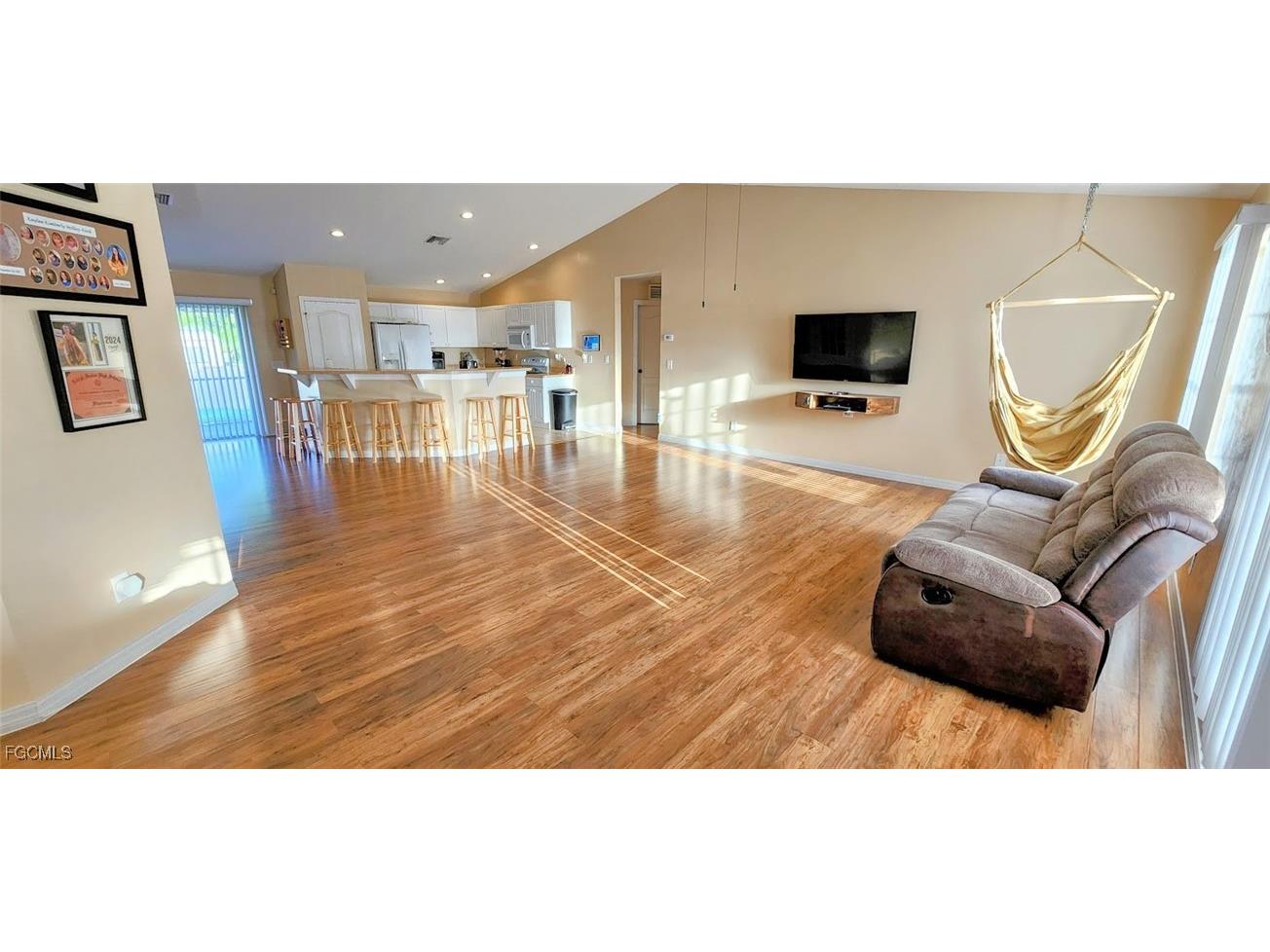 764 Goodrich Avenue S Lehigh Acres FL 33974 2025010798 image2