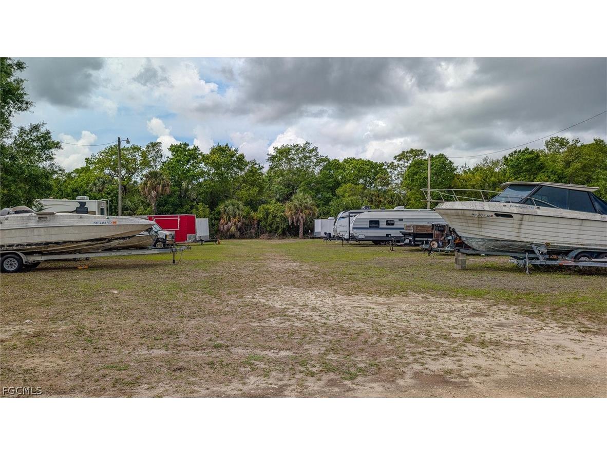 7640 Morgan Jones Drive North Fort Myers FL 33917 2026012821 image12
