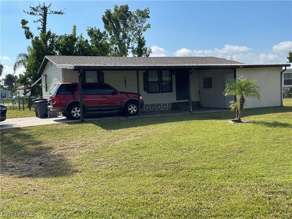 7641 Peyraud Drive North Fort Myers FL 33917 223072013 image1