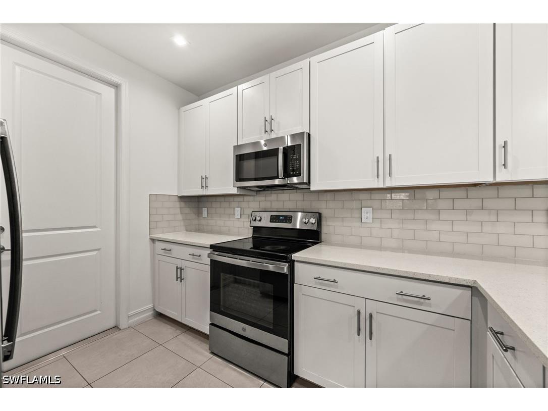 7643 Morgan Way Naples FL 34119 226020669 image5