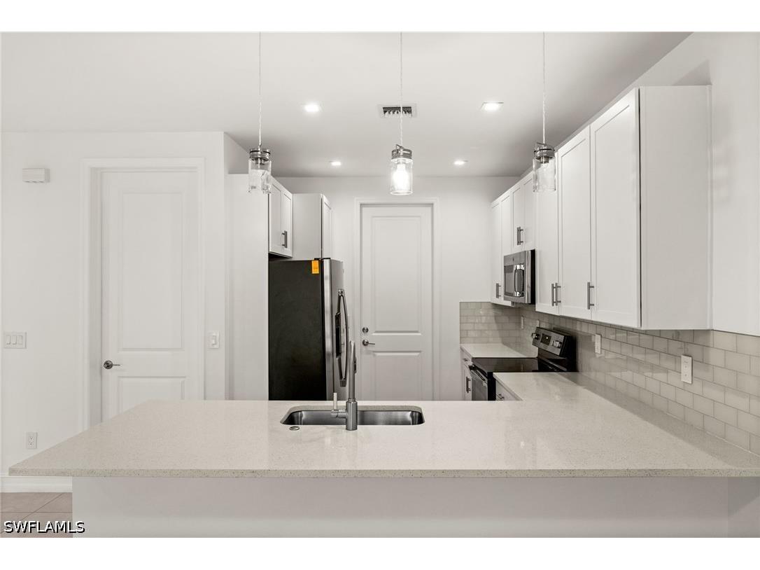 7643 Morgan Way Naples FL 34119 226020669 image6