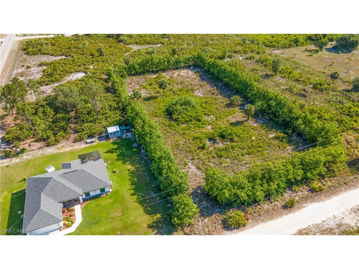 7644 8th Place Labelle FL 33935 223036143 image1