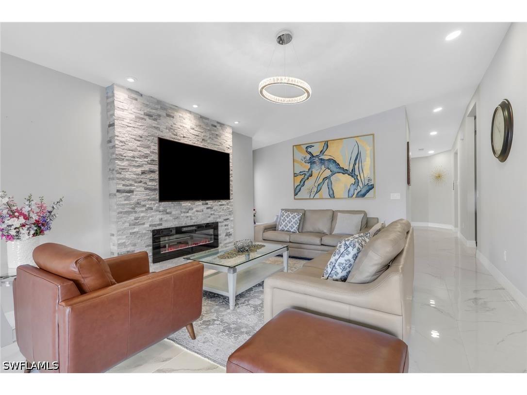 7648 Oleander Gate Drive #H202 Naples FL 34109 226019673 image4