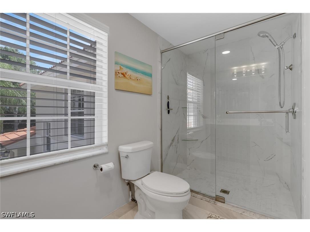7648 Oleander Gate Drive #H202 Naples FL 34109 226019673 image9