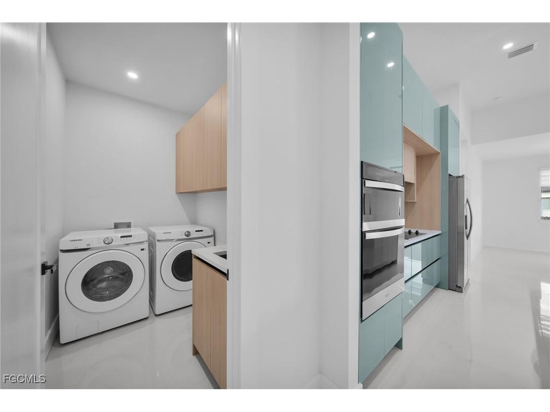 765 Central Street E Lehigh Acres FL 33974 2025021879 image13