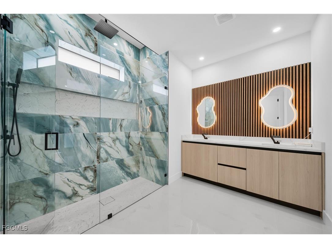 765 Central Street E Lehigh Acres FL 33974 2025021879 image19