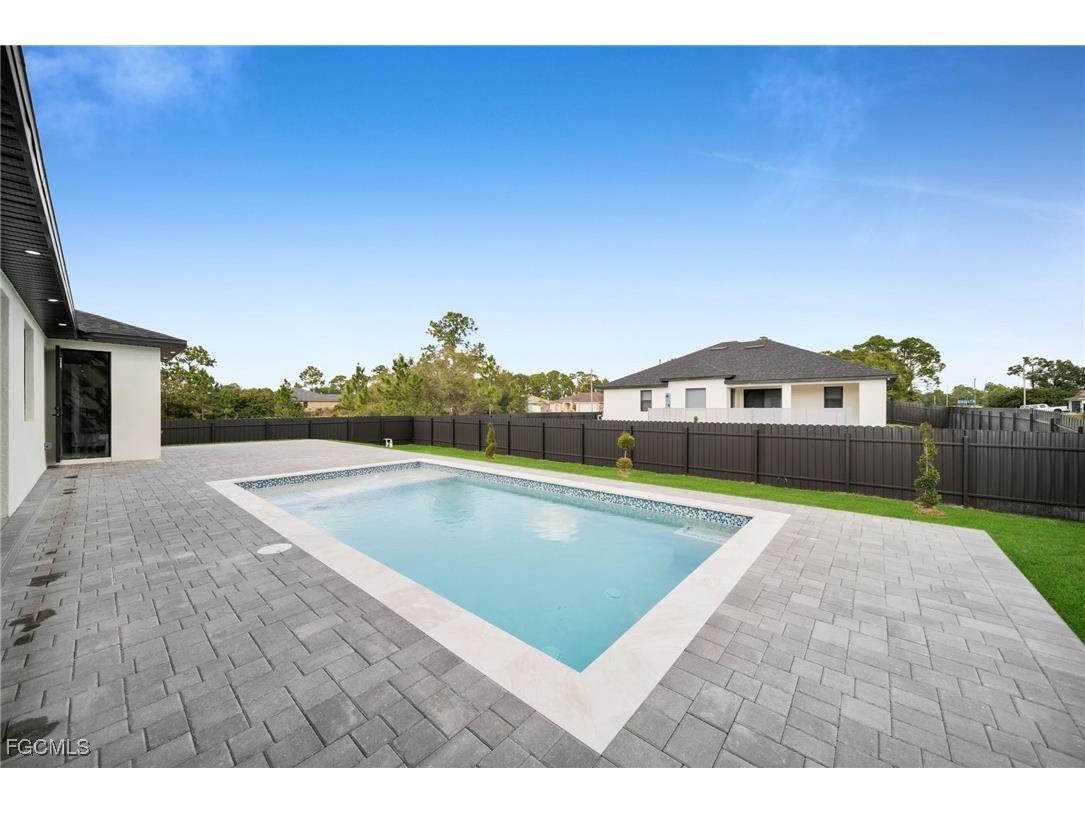 765 Central Street E Lehigh Acres FL 33974 2025021879 image27