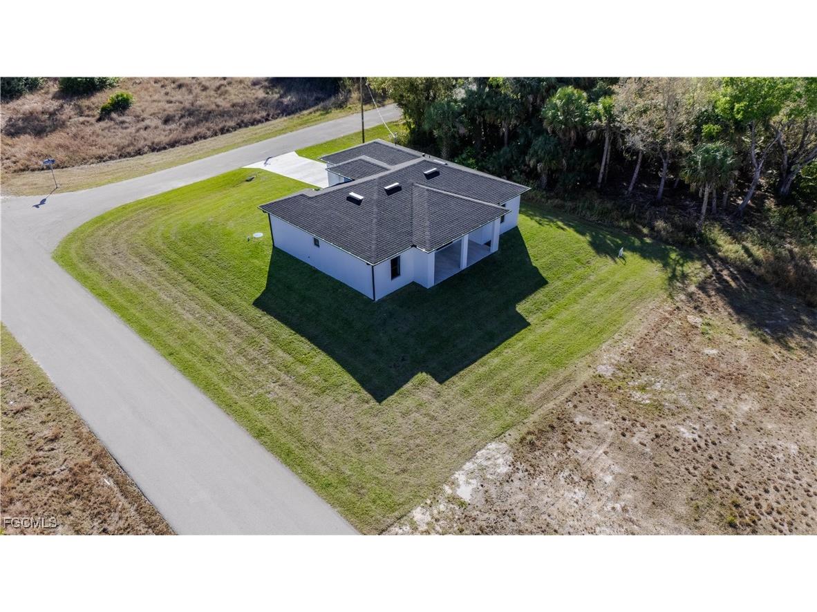 765 Chambers Street E Lehigh Acres FL 33974 2026004098 image5