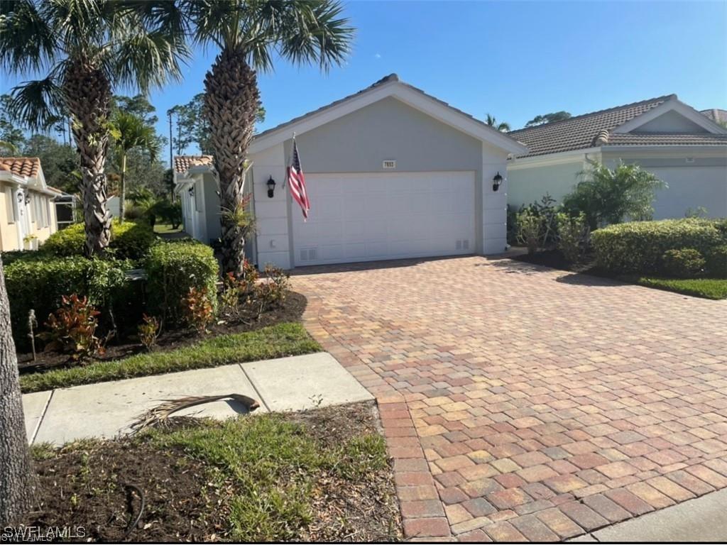 7653 Rozzini Lane Naples FL 34114 223025041 image1