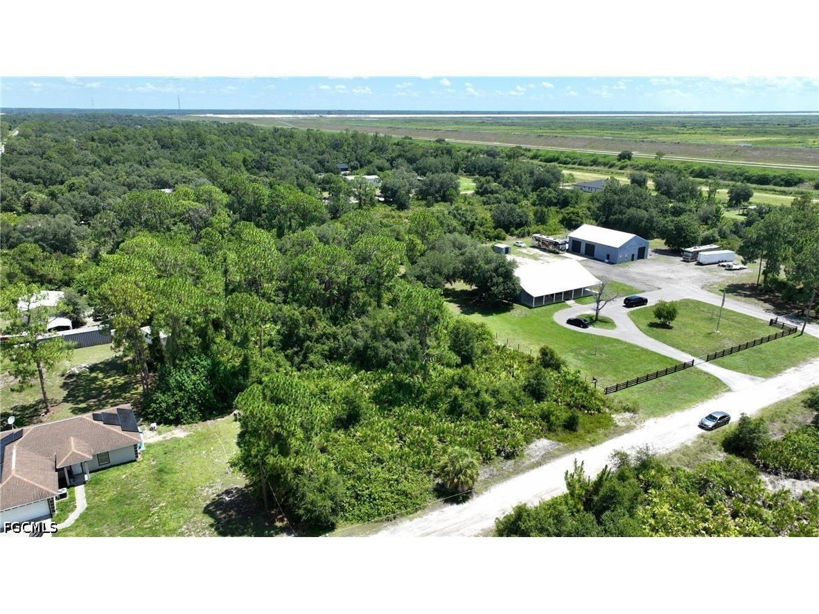 7654 20th Place Labelle FL 33935 2026027746 image1