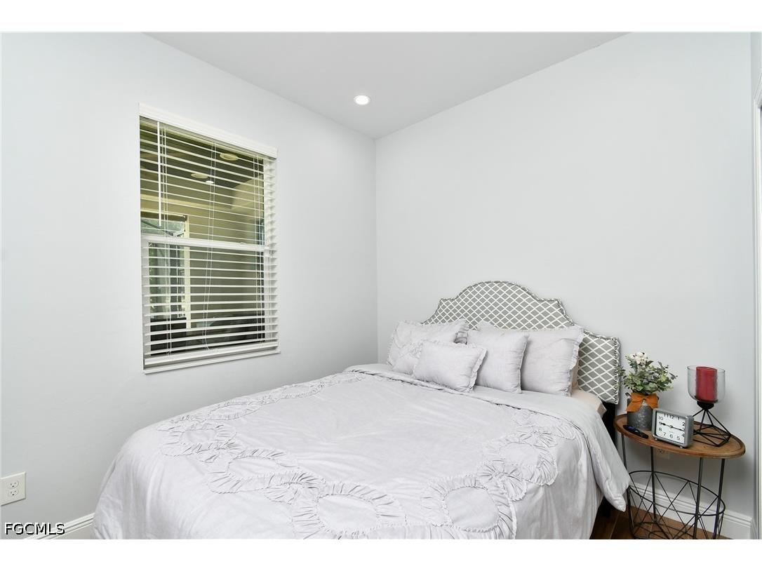 7655 17th Place Labelle FL 33935 2026017529 image19