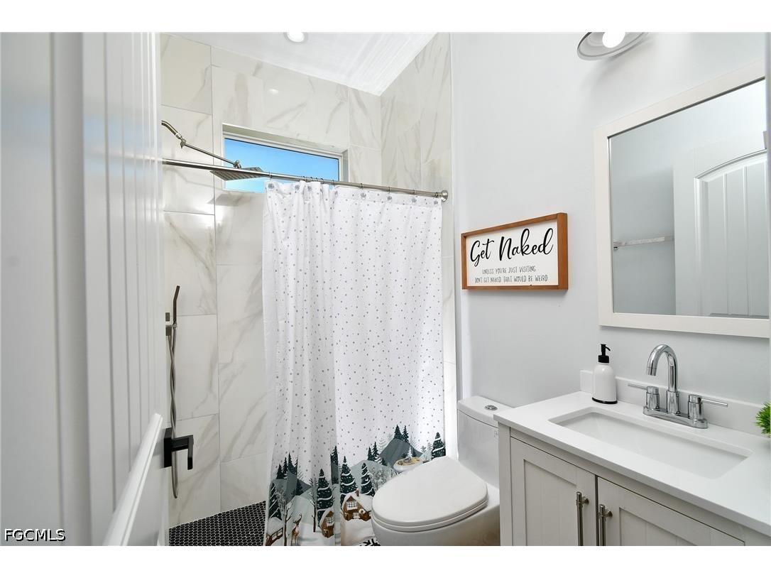 7655 17th Place Labelle FL 33935 2026017529 image23
