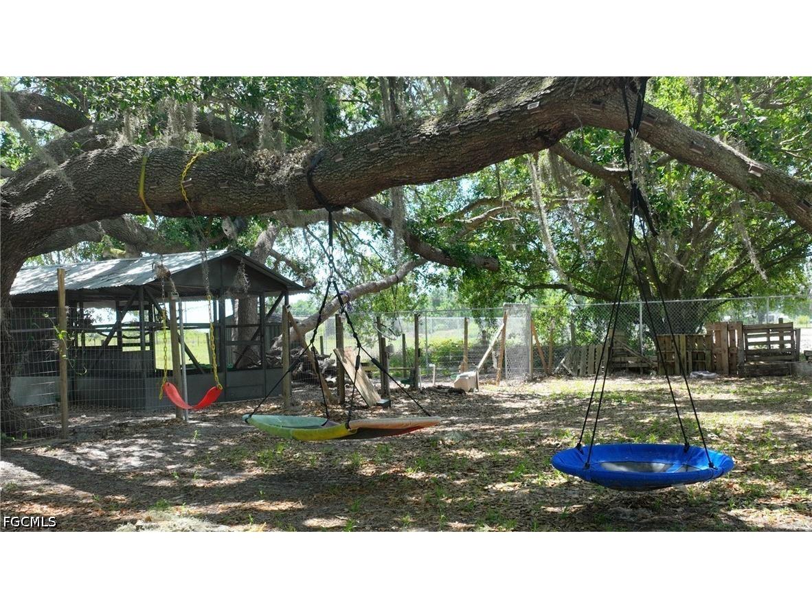 7655 17th Place Labelle FL 33935 2026017529 image43