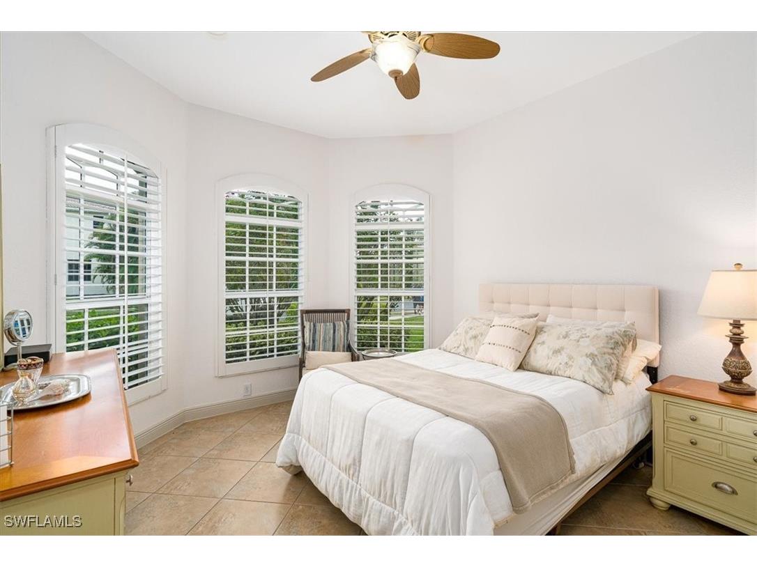 7655 Martino Circle Naples FL 34112 225063926 image16