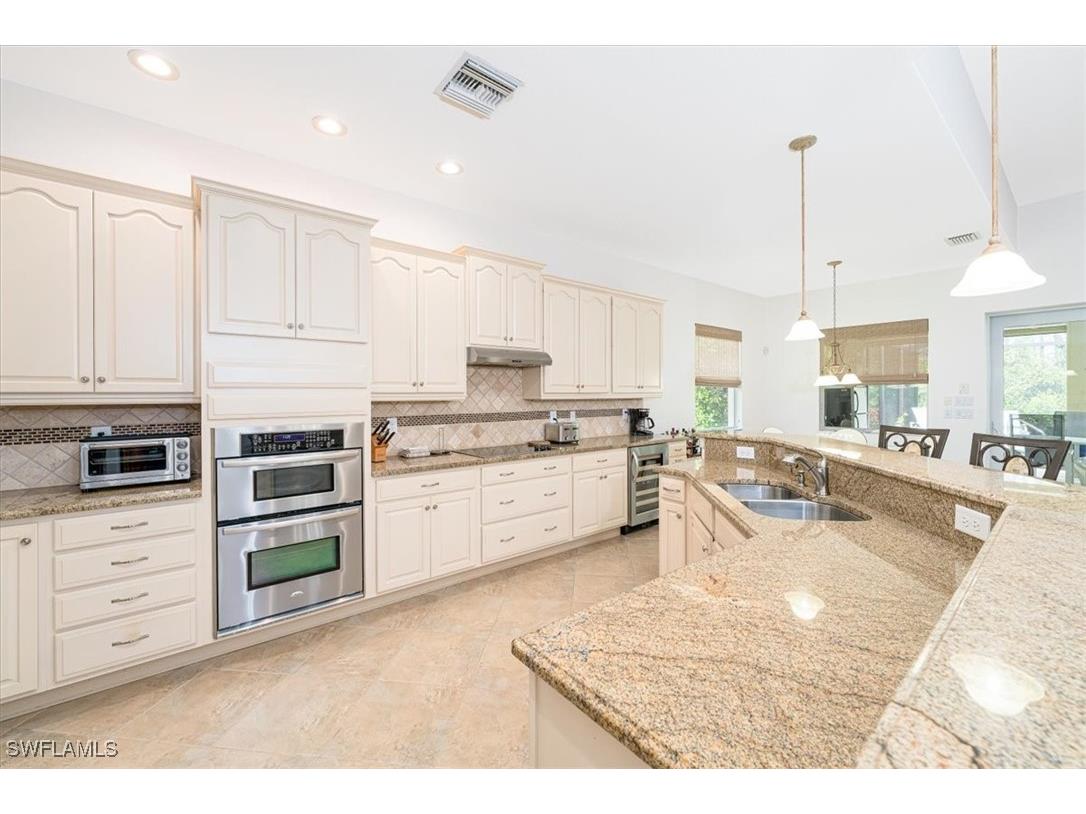 7655 Martino Circle Naples FL 34112 225063926 image5