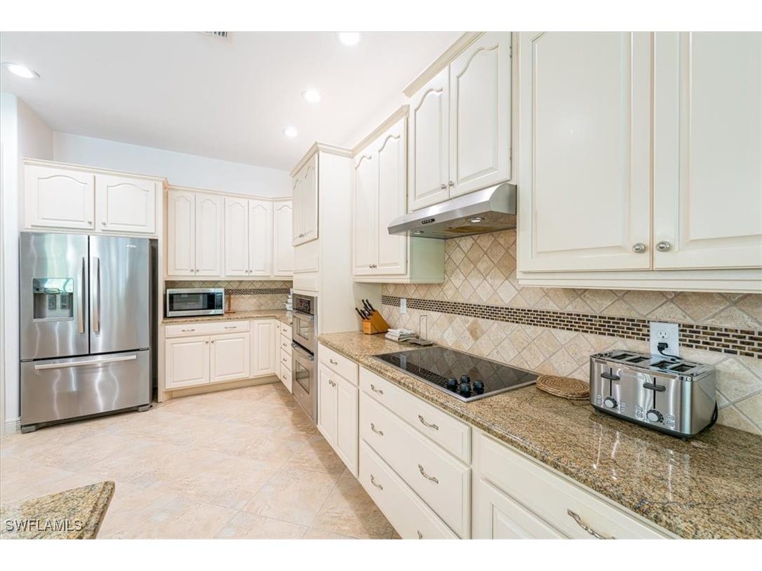 7655 Martino Circle Naples FL 34112 225063926 image6