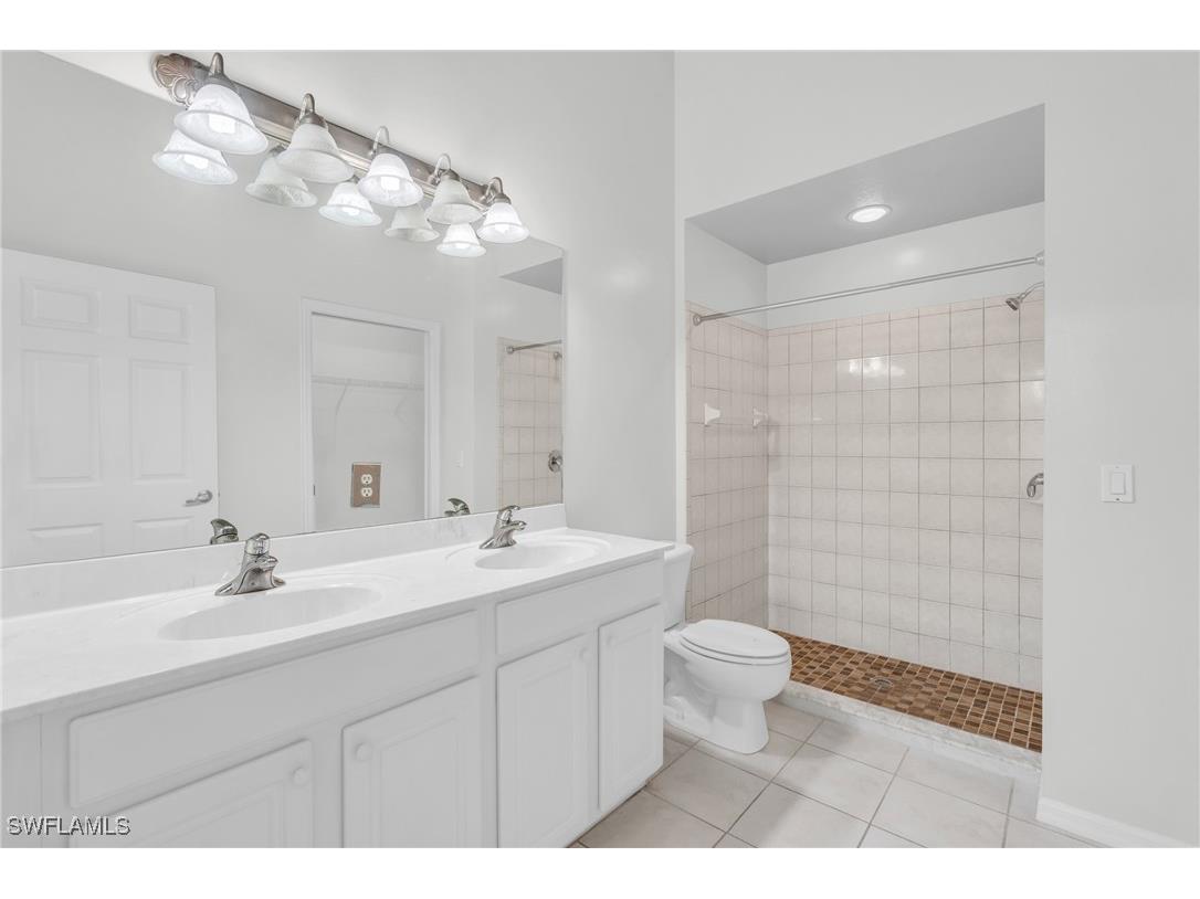 7655 Meadow Lakes Drive #1002 Naples FL 34104 226003385 image19