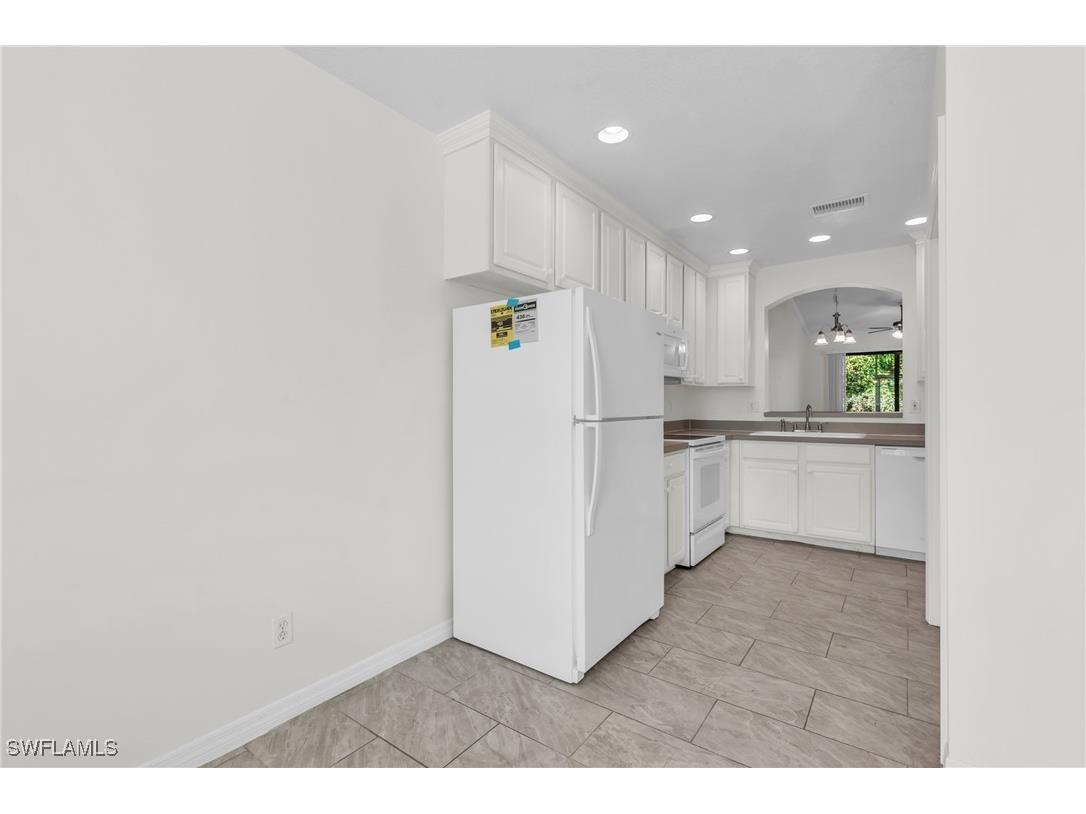 7655 Meadow Lakes Drive #1002 Naples FL 34104 226003385 image8