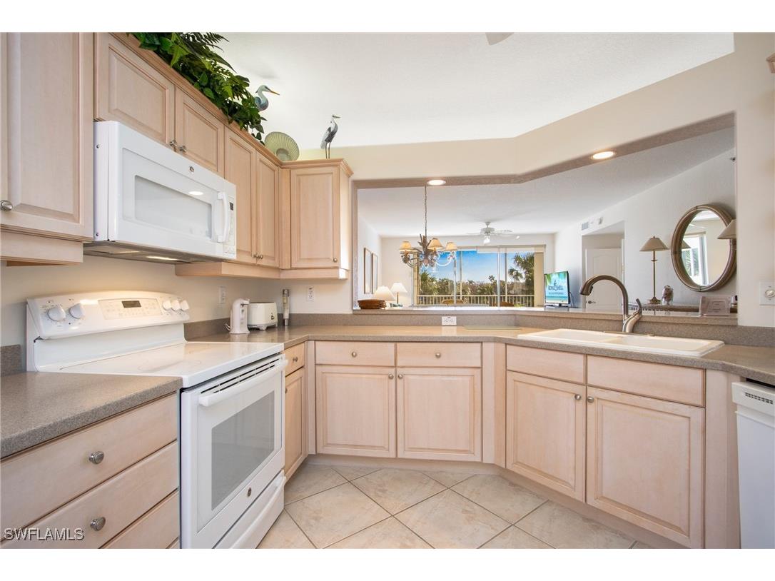 7655 Pebble Creek Circle #201 Naples FL 34108 225071136 image6