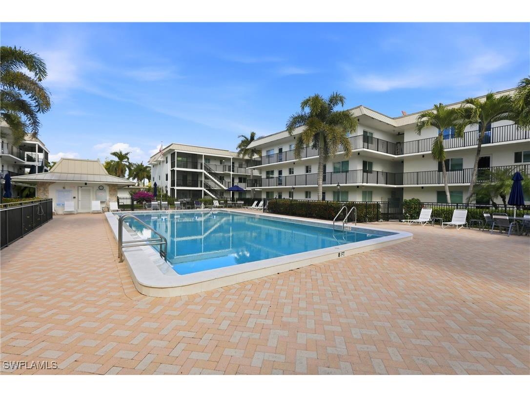 766 Central Ave. #113 Naples FL 34102 226000425 image20