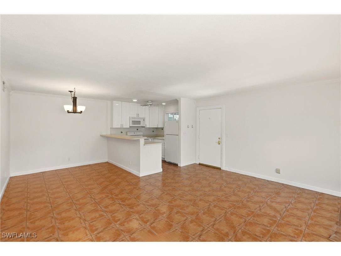 766 Central Ave. #113 Naples FL 34102 226000425 image7