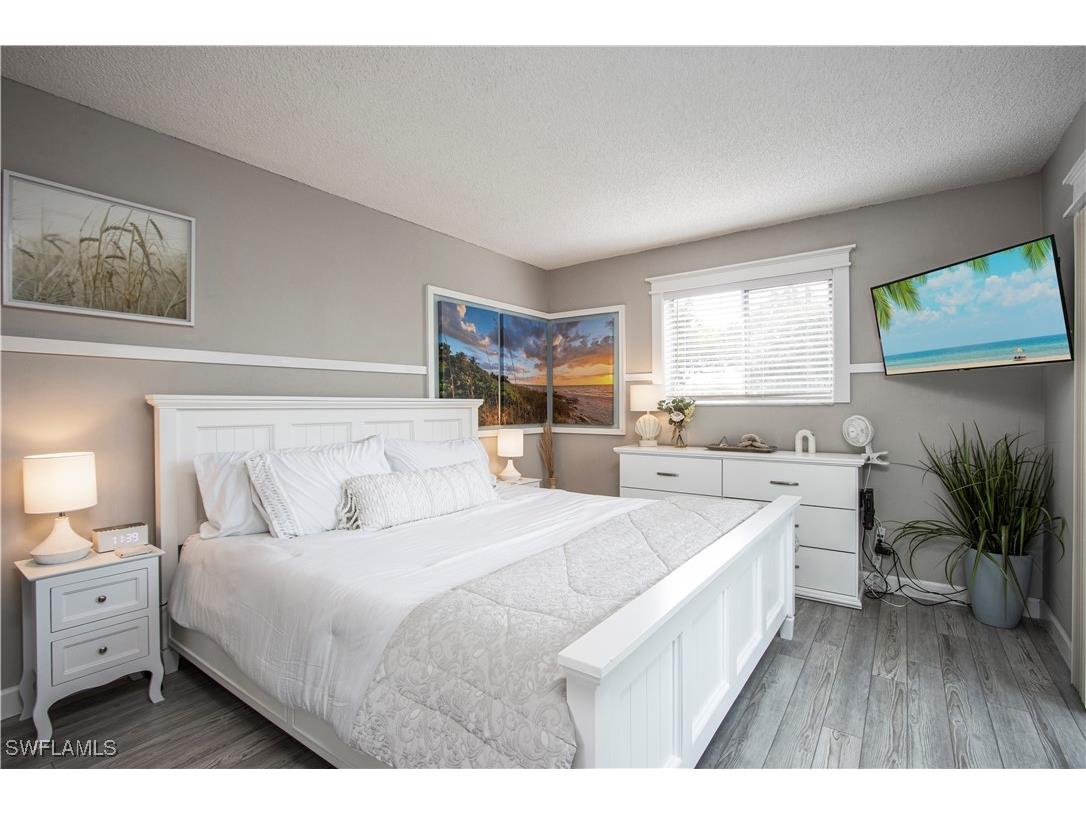 766 Central Avenue #112 Naples FL 34102 225066794 image12