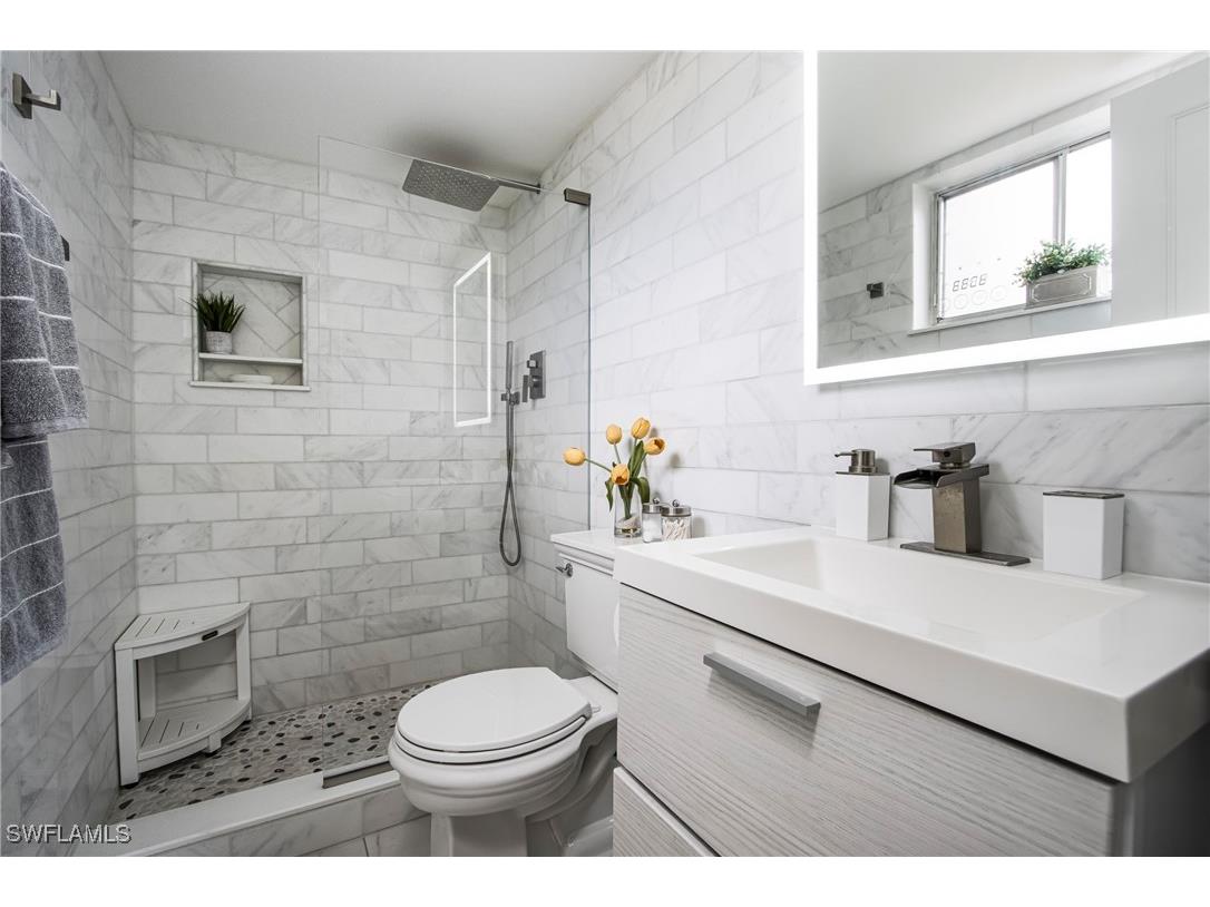 766 Central Avenue #112 Naples FL 34102 225066794 image13