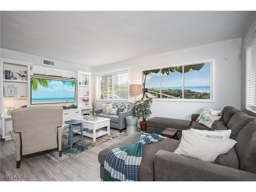 766 Central Avenue #112 Naples FL 34102 225066794 image2