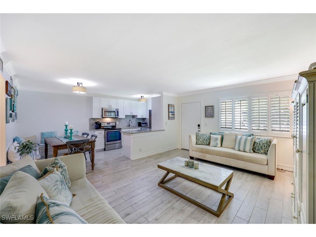 766 Central Avenue #117 Naples FL 34102 225069180 image10