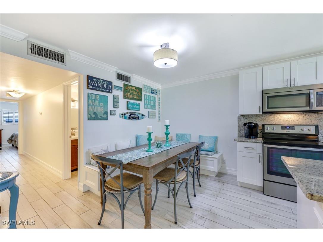 766 Central Avenue #117 Naples FL 34102 225069180 image11