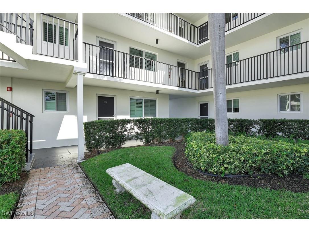 766 Central Avenue #117 Naples FL 34102 225069180 image5
