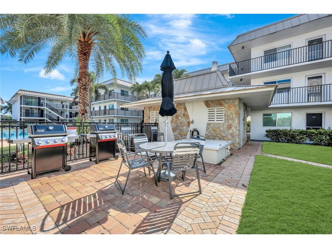 766 Central Avenue #207 Naples FL 34102 225055673 image18