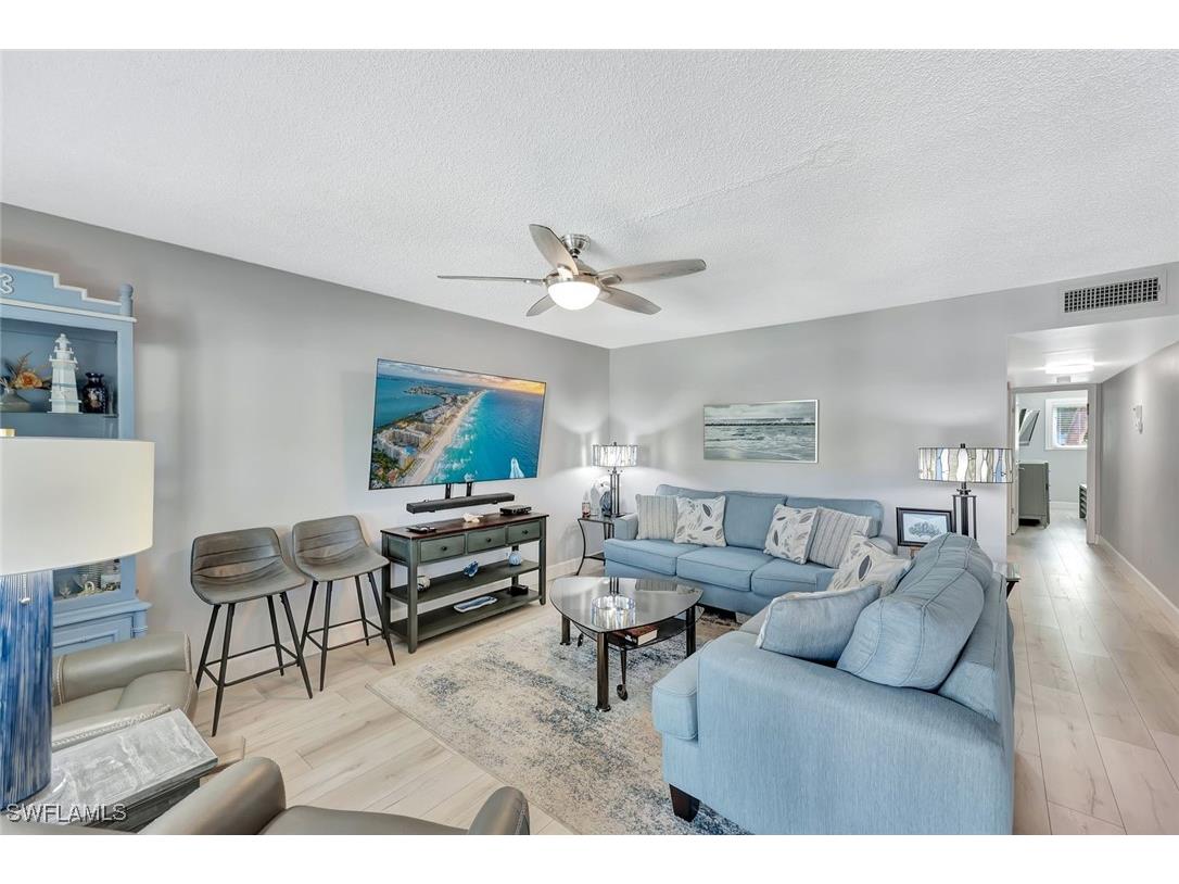 766 Central Avenue #207 Naples FL 34102 225055673 image4