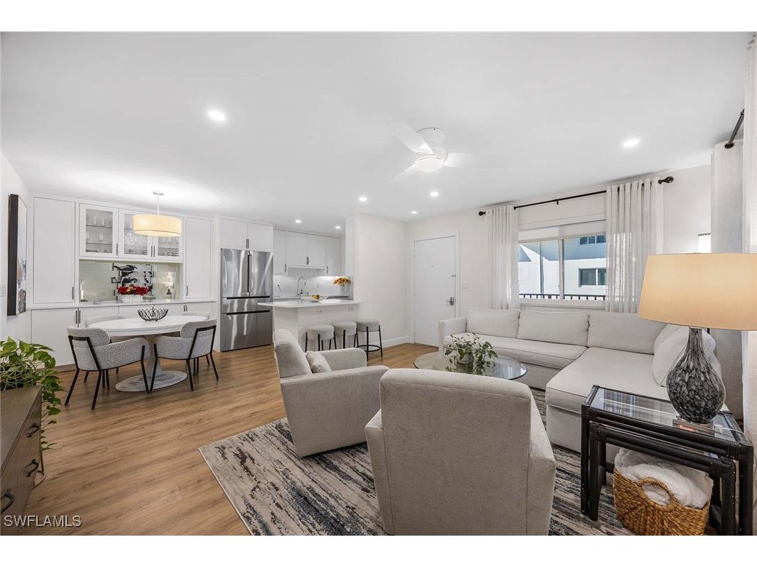 766 Central Avenue #209 Naples FL 34102 226001378 image1