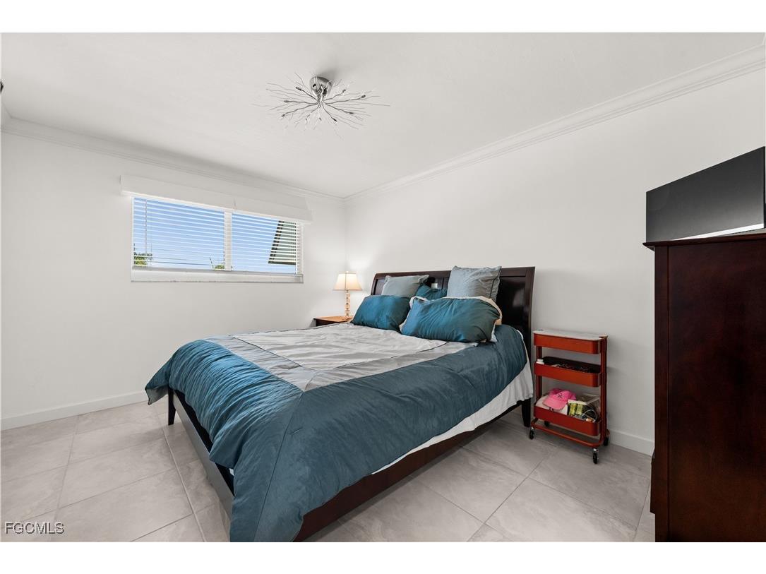766 Central Avenue #301 Naples FL 34102 2026005785 image13
