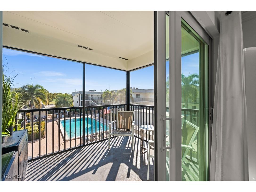 766 Central Avenue #301 Naples FL 34102 2026005785 image24