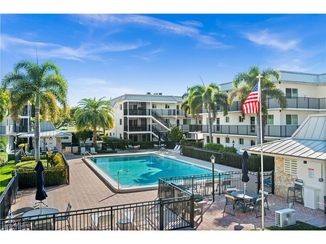 766 Central Avenue #301 Naples FL 34102 2026005785 image27