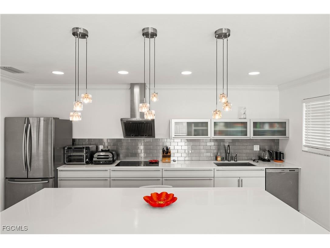 766 Central Avenue #301 Naples FL 34102 2026005785 image6