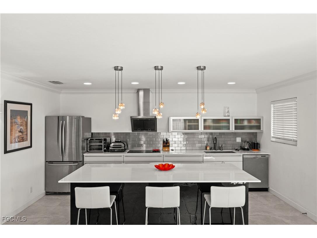 766 Central Avenue #301 Naples FL 34102 2026005785 image7