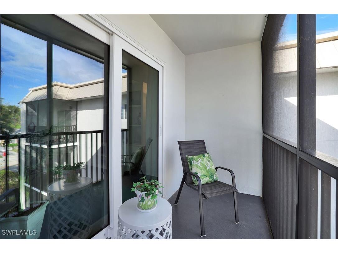 766 Central Avenue #303 Naples FL 34102 225075884 image14