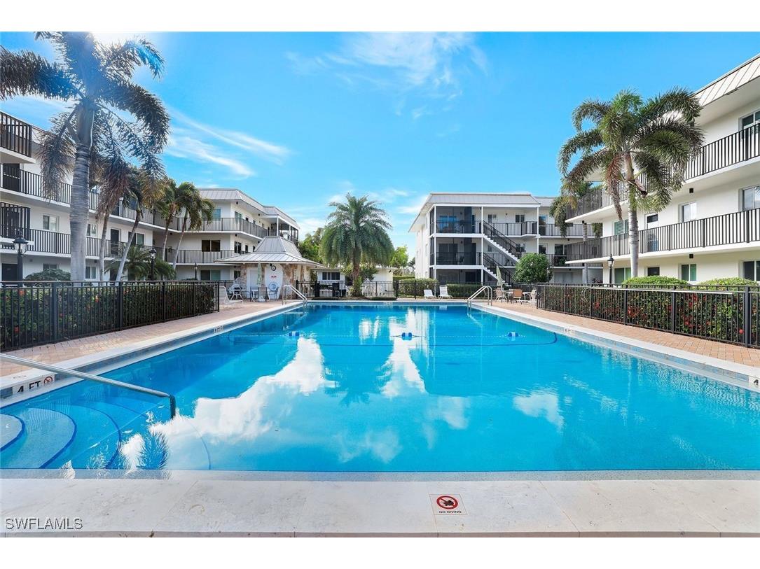 766 Central Avenue #303 Naples FL 34102 225075884 image20