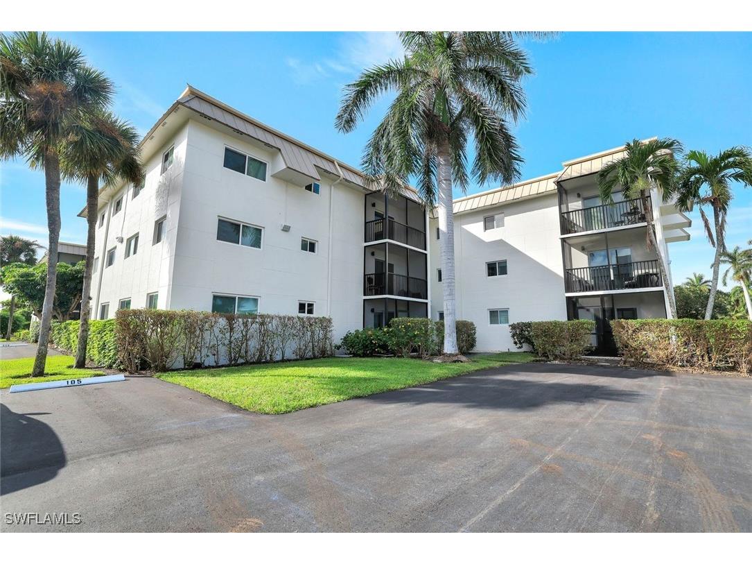 766 Central Avenue #303 Naples FL 34102 225075884 image22
