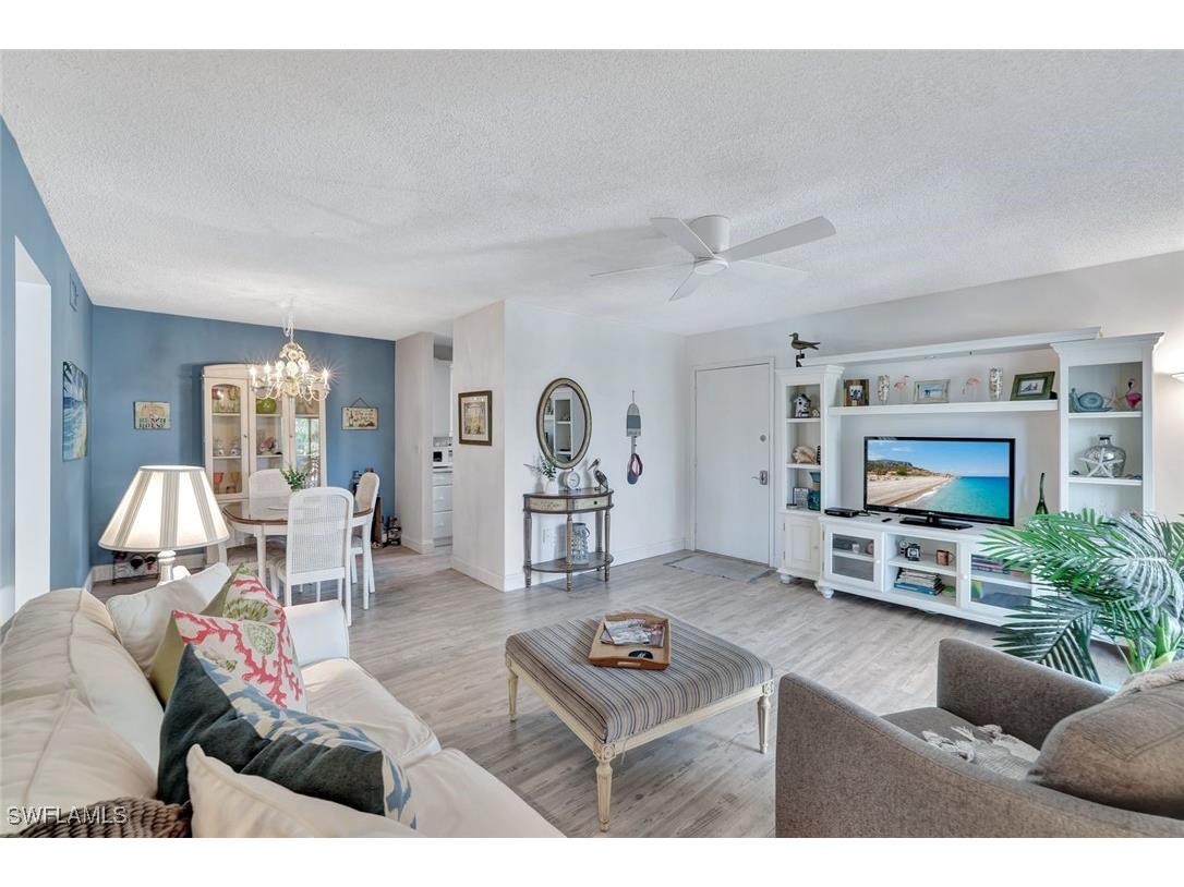 766 Central Avenue #303 Naples FL 34102 225075884 image3