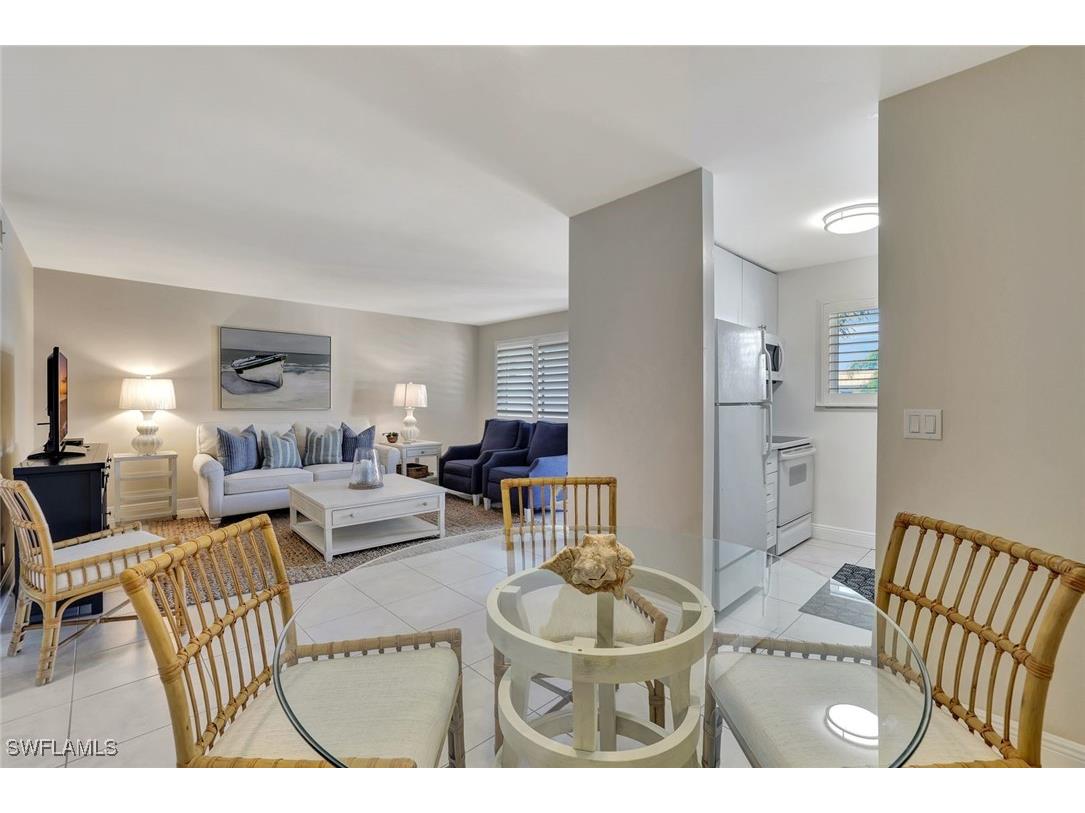 766 Central Avenue #304 Naples FL 34102 225077822 image13