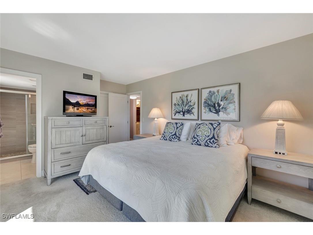 766 Central Avenue #304 Naples FL 34102 225077822 image17