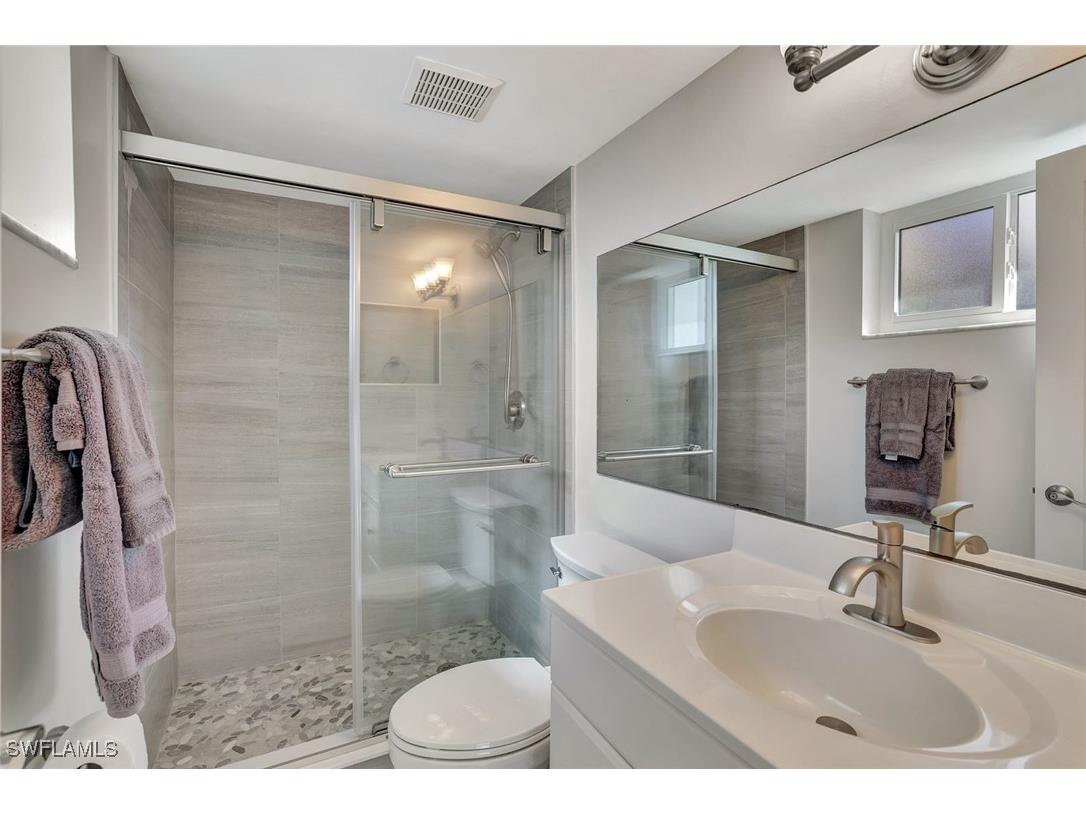 766 Central Avenue #304 Naples FL 34102 225077822 image18